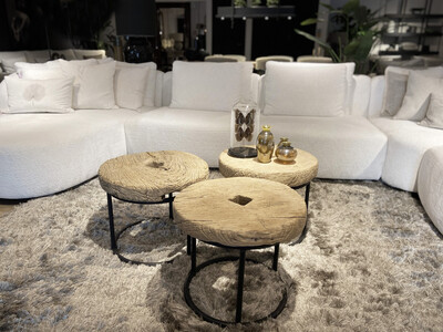 Salontafels van olm houten wielen Salontafels van olm houten wielen