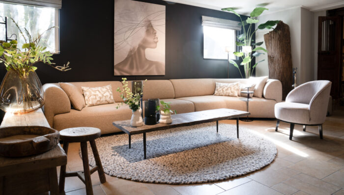 Sofa Saki