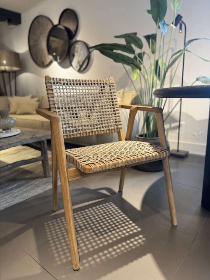 Lili chair