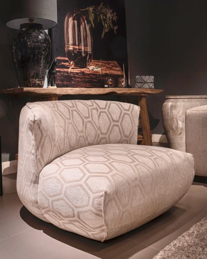 Armchair Mees