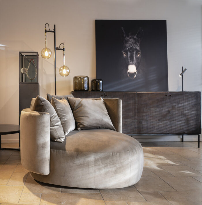 Lounge Armchair Plectrum