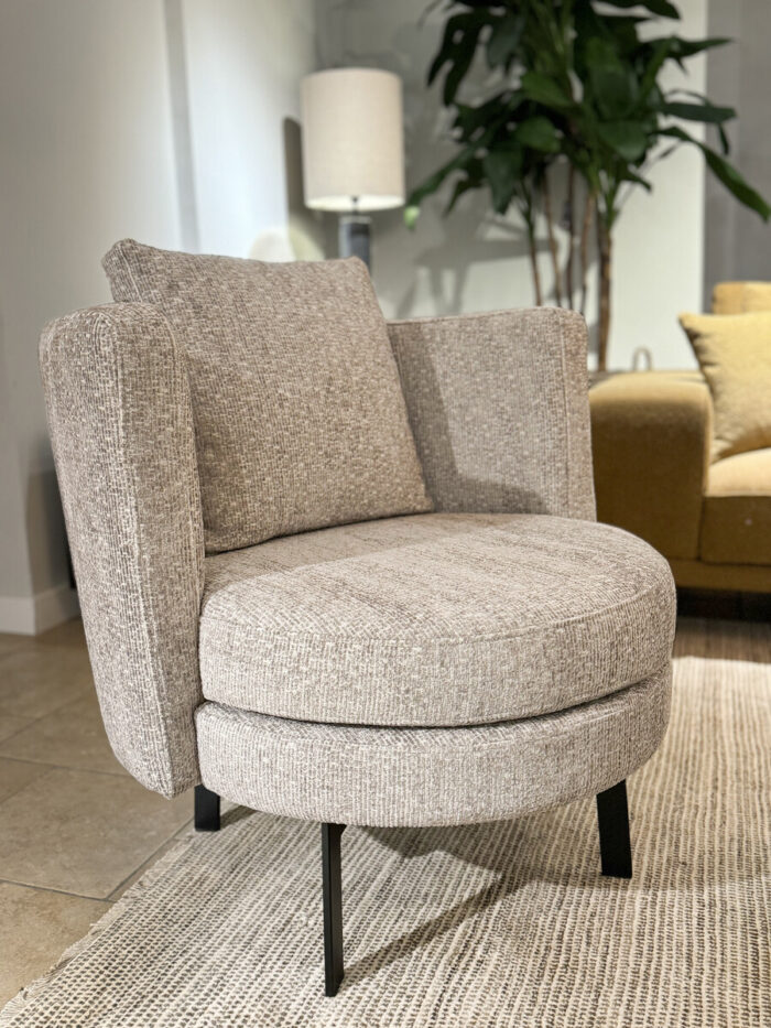 Armchair Bono