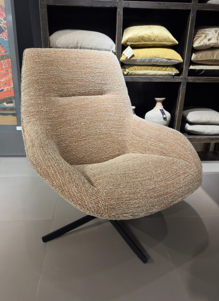 Gigi armchair