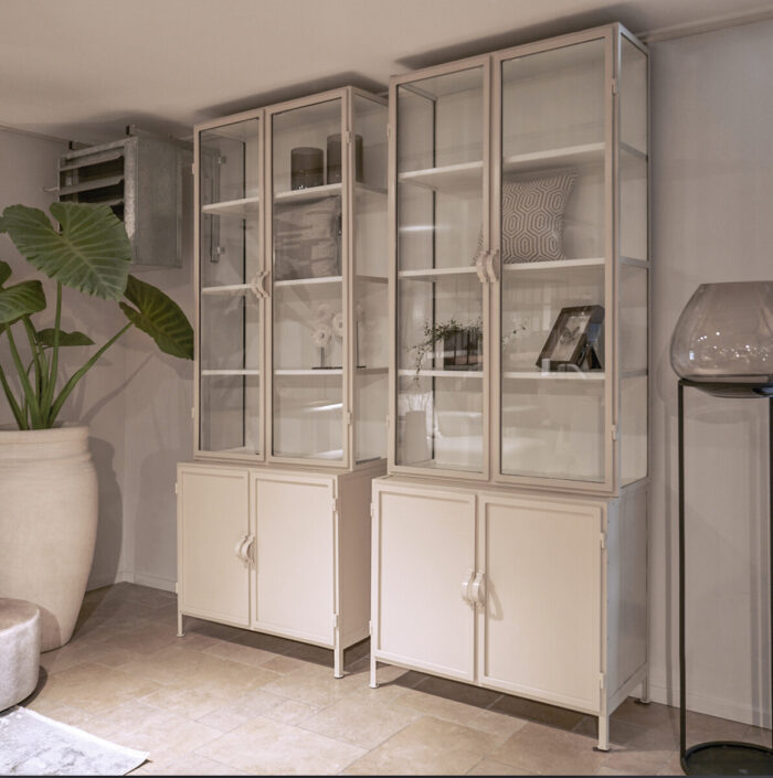 Display case Detroit 4-doors Sand