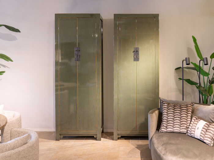 High-gloss wardrobe Jari