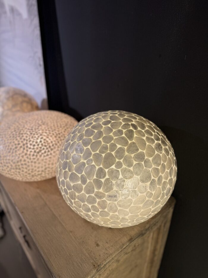 Table lamp Ufo Shells Ø40
