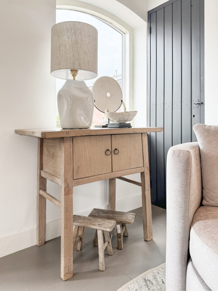 Wall Table Elm With Doors
