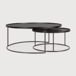 Twee ronde salontafels van metaal