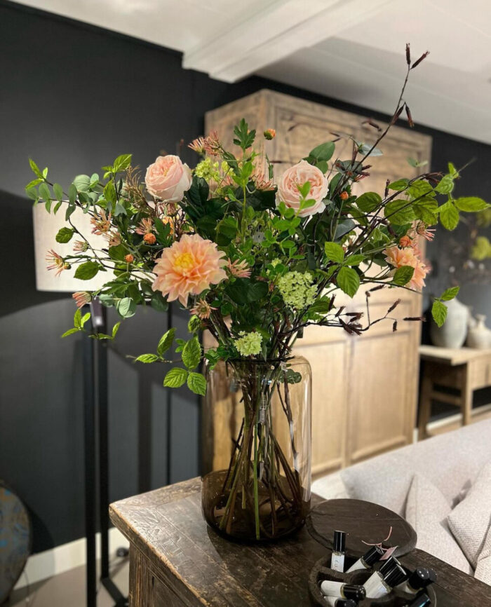 Bouquet of silk flowers