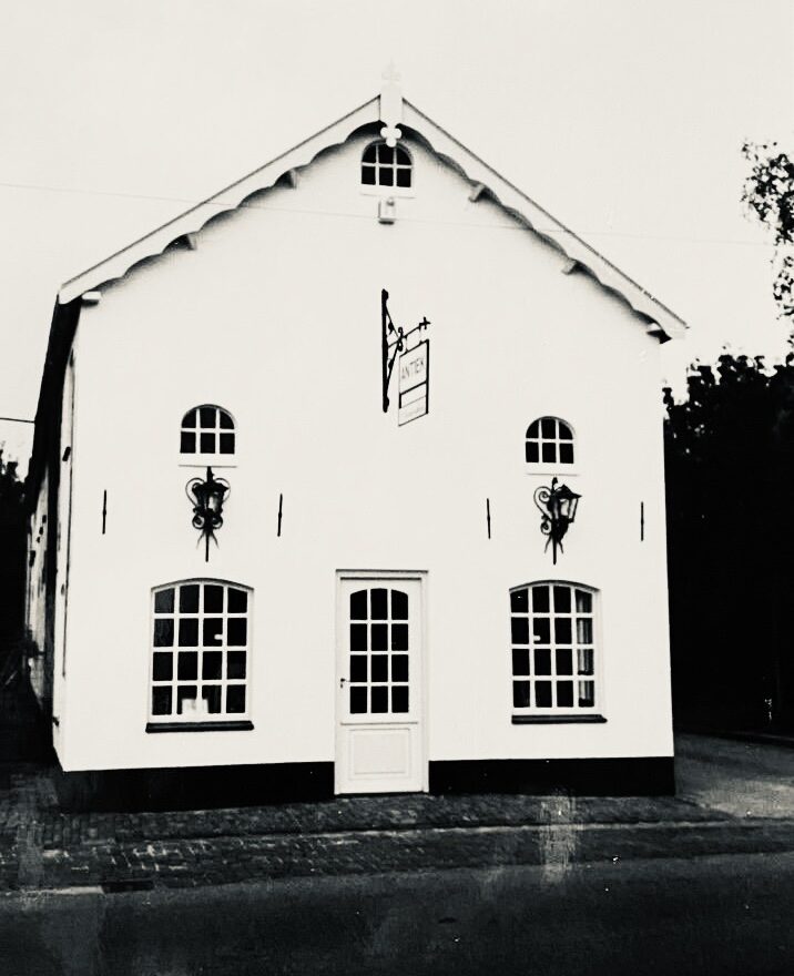Antiques 'Looiershuis' in the Old Tannery in Chaam