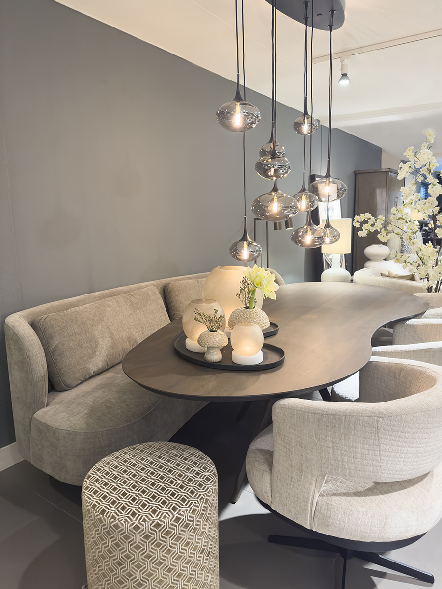 Modern dining room with stylish lighting