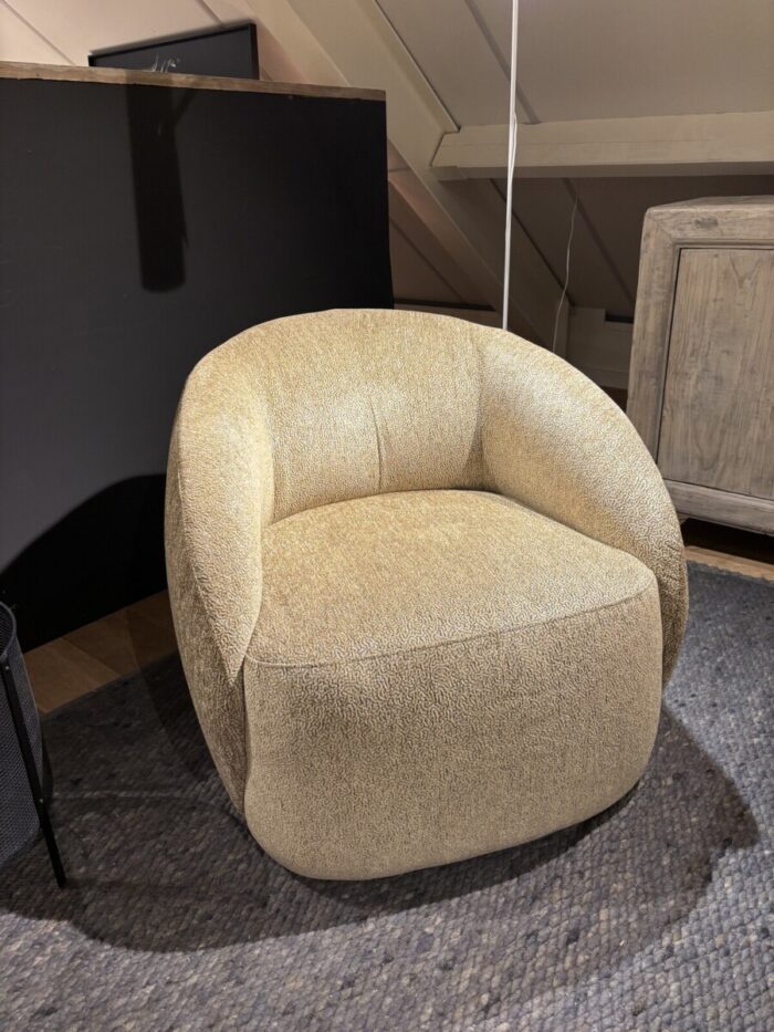 Round, comfortable fabric chair