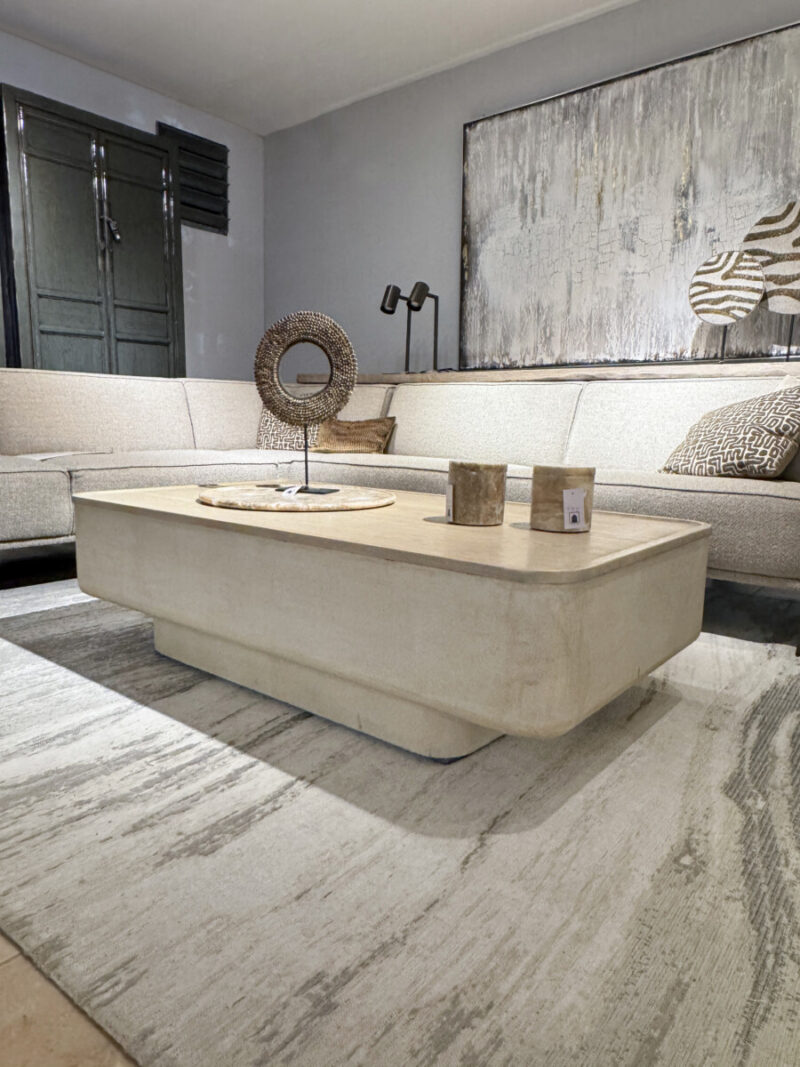 Salontafel beton en olmenhouten blad