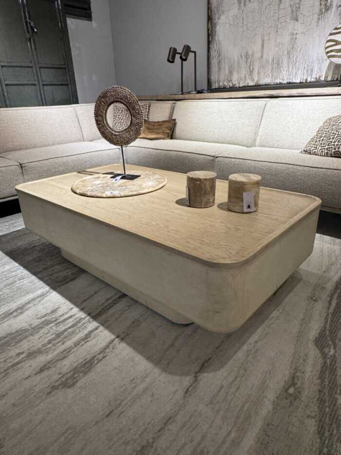 Salontafel beton en olmenhouten blad